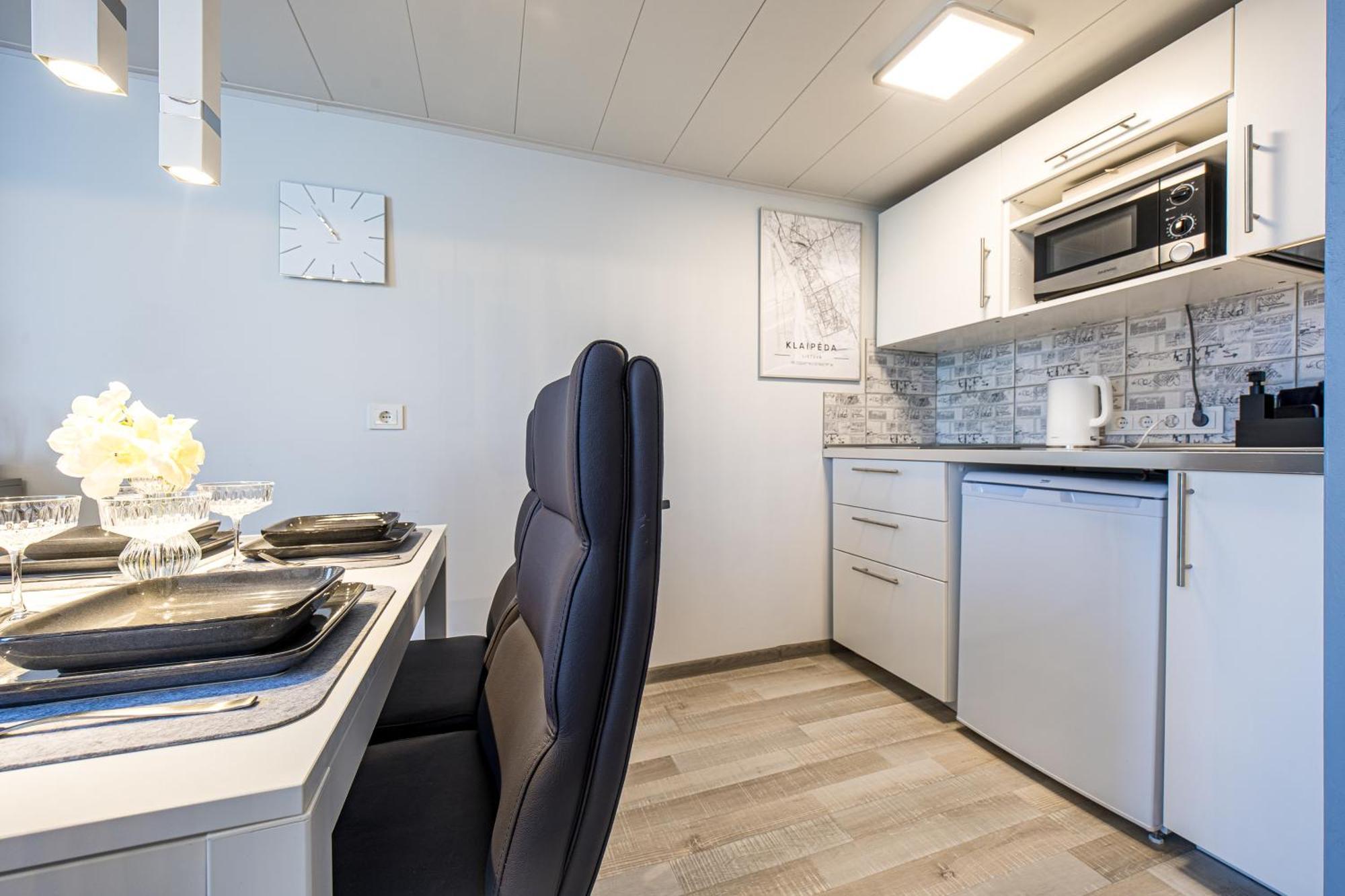 Loft Apartment In Klaipeda Oldtown Екстер'єр фото